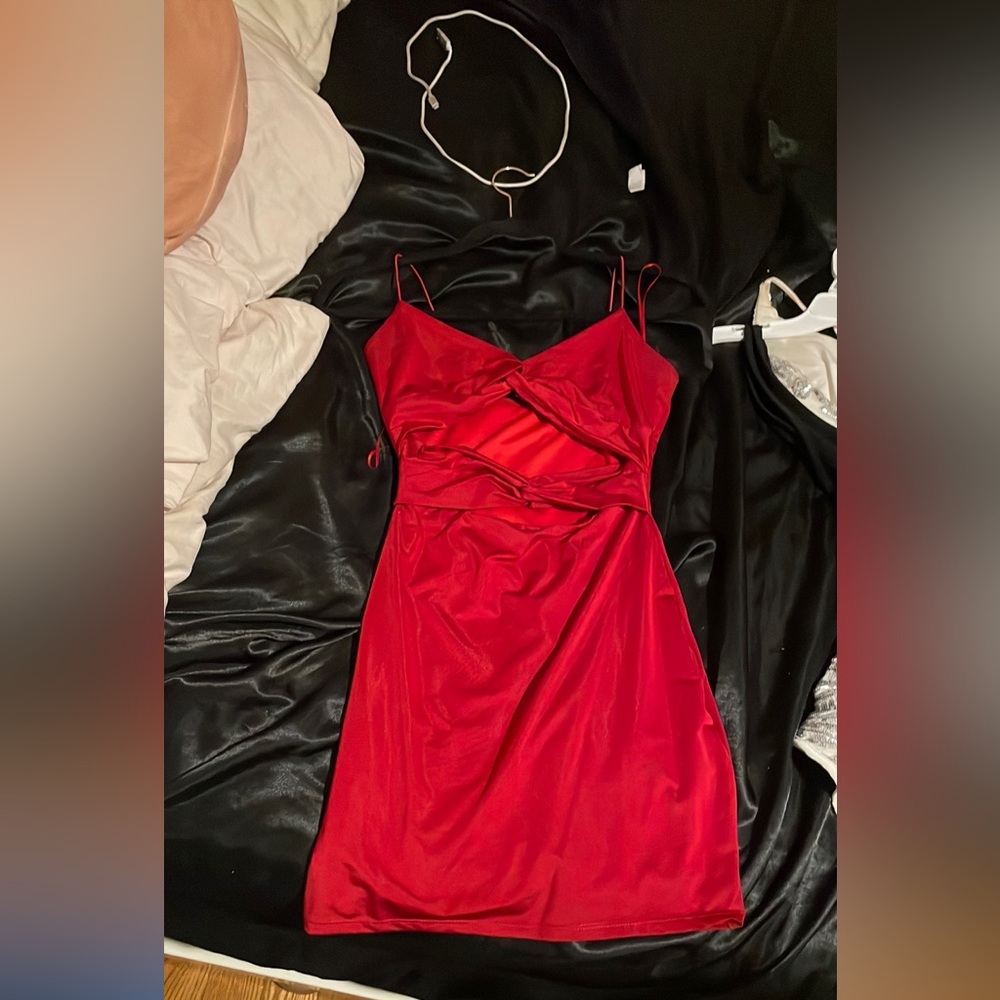 Red mini dress ❤️